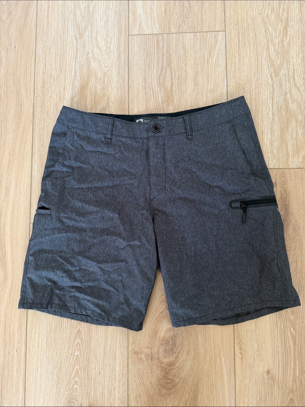 Salty Crew Men's Dark Charcoal Hybrid Shorts